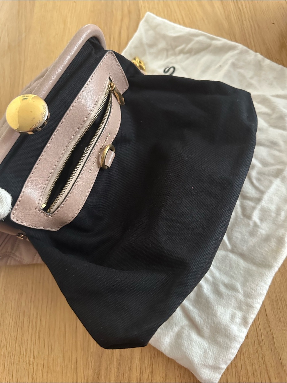 Marc Jacobs Kisslock Shoulder Bag - Picture 7 of 16